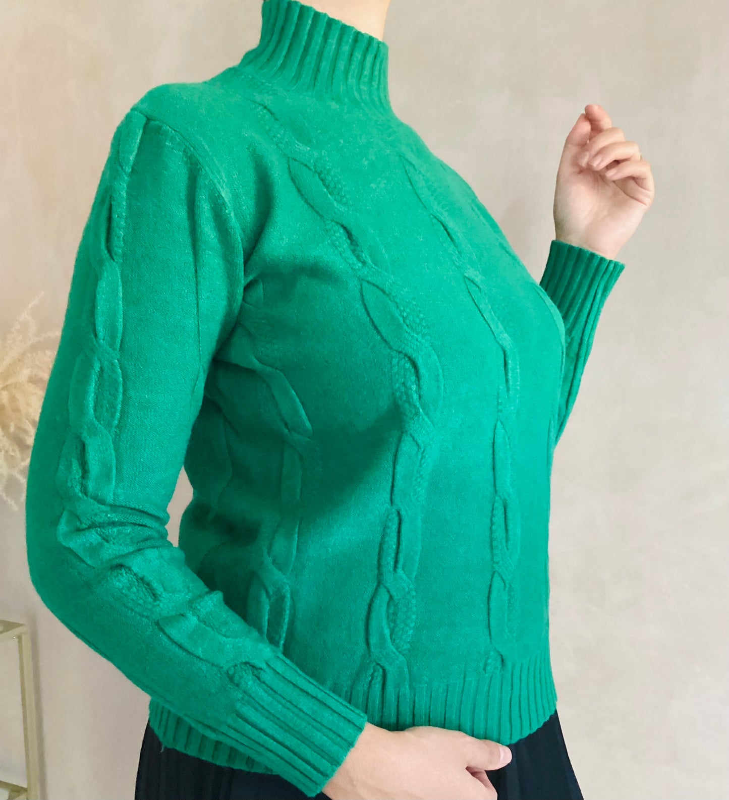 Pull en maille torsadée  vert