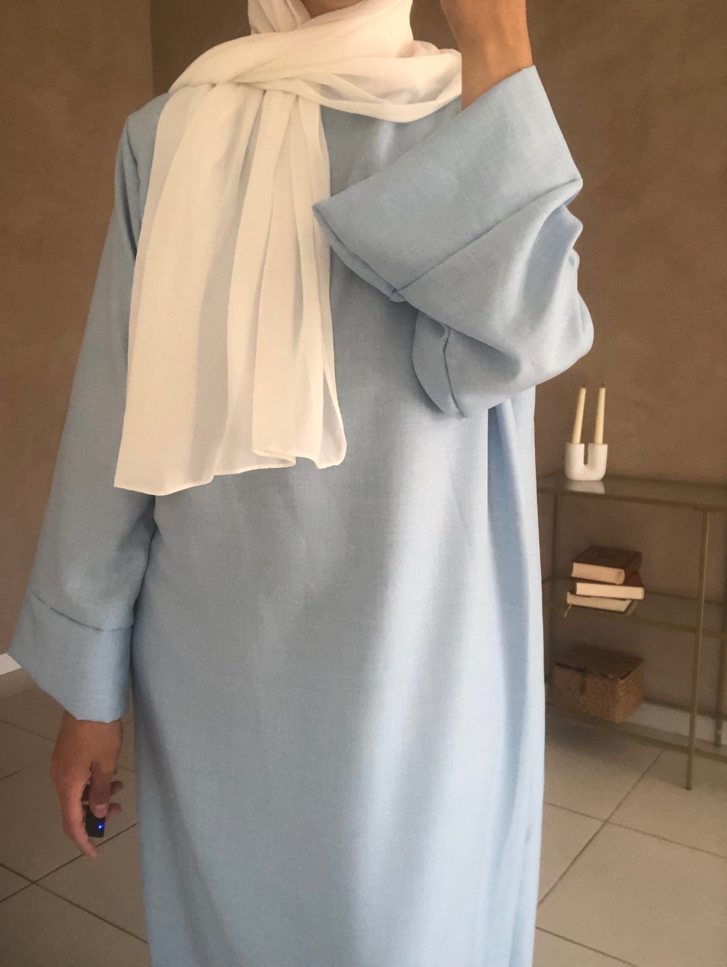 Abaya minimaliste